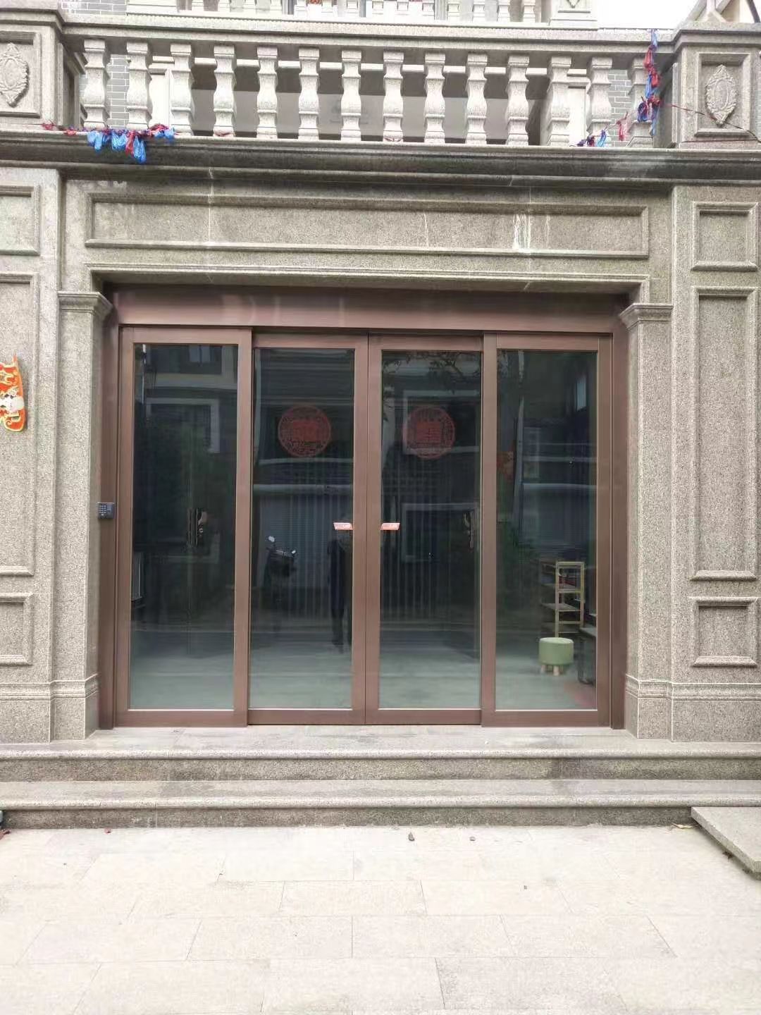 宜兴市玻璃伸缩门