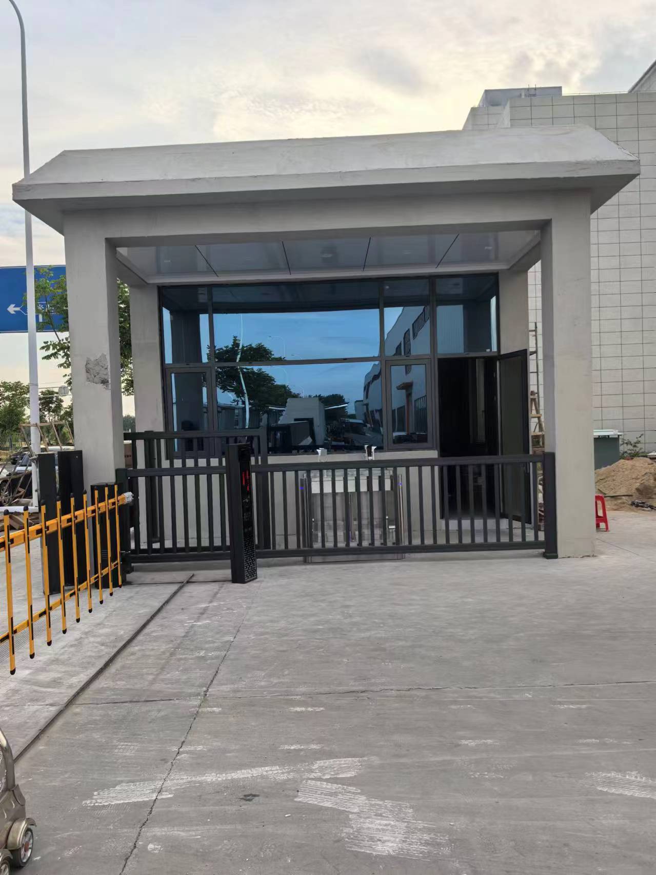 宜兴市道闸